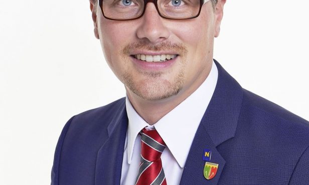 Hennersdorf: Heindl löst Hausenberger als Bürgermeister ab