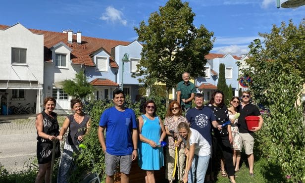 Gemeinde vor den Vorhang: Bunter Naschgarten mitten in Vösendorf