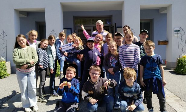 Aktionswoche in Raxendorf: Volksschulkinder zu Besuch im Gemeindeamt